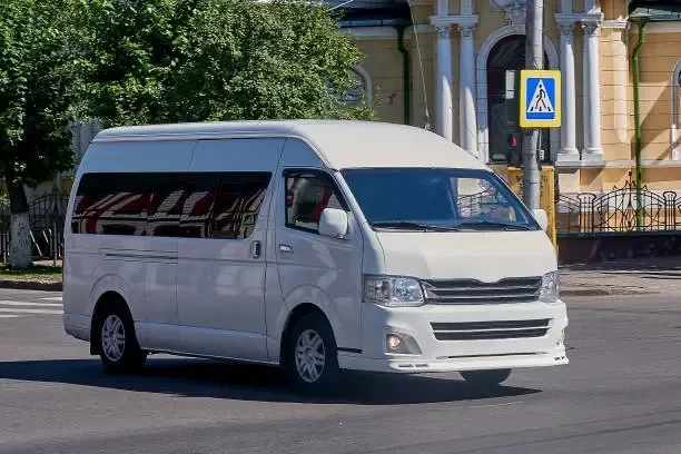 Abu Dhabi Full-Day City Tour - Private 12-Seater Hiace